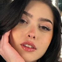 Claudia Dorelfi Desnuda