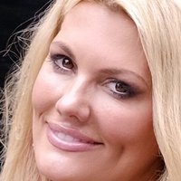 Courtney Hansen Desnuda