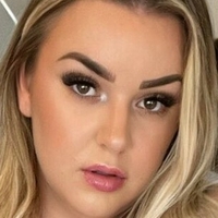 curvygirllou Desnuda