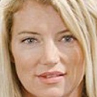 Cynthia Watros Desnuda