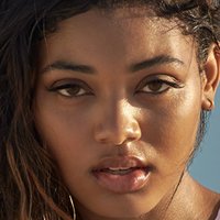Danielle Herrington Desnuda