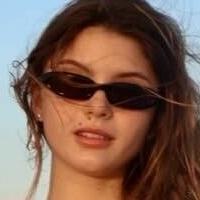 Dasha Komarova / Darya Komarova / Odarka Komarova Desnuda