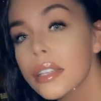 devine_honeybb Desnuda
