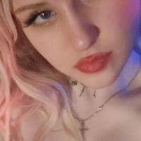 dollnganger Desnuda