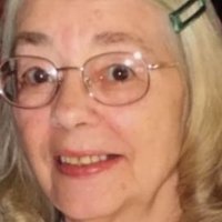 Dorothy Le May Desnuda