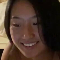 ehmbies Desnuda