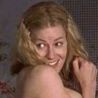 Elisabeth Shue Desnuda