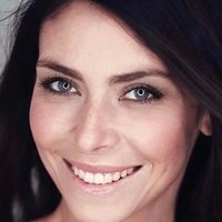 Emilie Arthapignet Desnuda