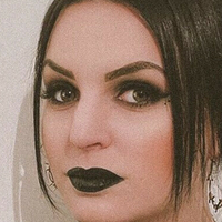 Emma Blackery Desnuda