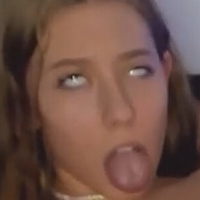 Emmaandjake Desnuda