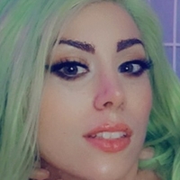 E Rage Desnuda
