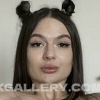 Eurasianfriend Desnuda