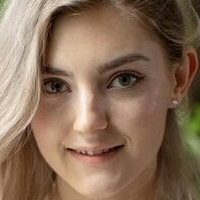 Eva Elvie Desnuda