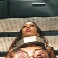 Evelyne Armela O'Bami Desnuda