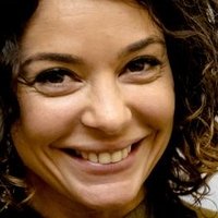 Fajah Lourens Desnuda