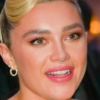 Florence Pugh Deepfake Desnuda