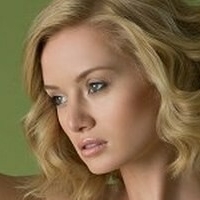 Gabriella Tóth Desnuda
