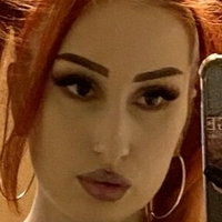 Gigi Rouge Desnuda