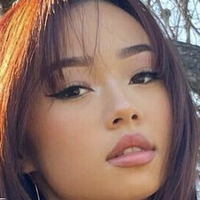 Ginaduyenmai Desnuda