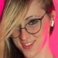gothravemomfree Desnuda