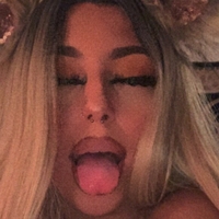 hoekage.mami Desnuda