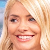 Holly Willoughby Desnuda
