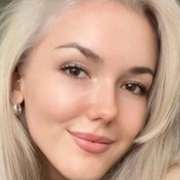 Innocent Isabelle Desnuda