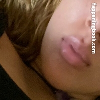 itzhel Desnuda