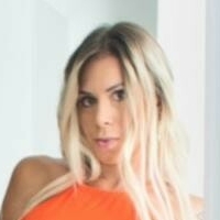 Jessica Hugues Desnuda