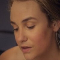 Joanna Vanderham Desnuda