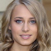 Julia Rosnowska Desnuda