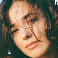 Julia Slip Desnuda