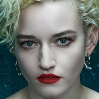 Juliagarner Desnuda