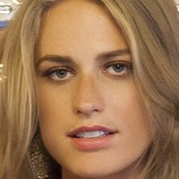Julie Henderson Desnuda