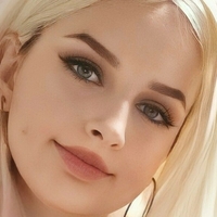 julyranf Desnuda