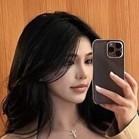 June Gong Desnuda