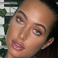 Kamila Davies Desnuda