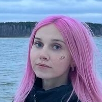 Kareyka Desnuda