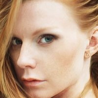 Karin Agstam Desnuda