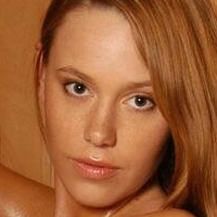 Karina Res Desnuda