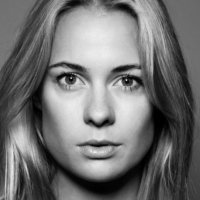 Karoline Brygmann Desnuda