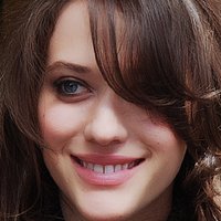 Kat Dennings Desnuda