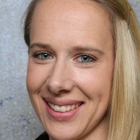 Kathrin Strauss Desnuda
