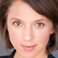 Katie L. Hall Desnuda