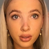 Katie Owen Desnuda