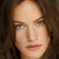 Kelly Overton Desnuda