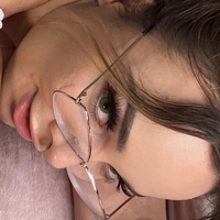 Kencavee Desnuda