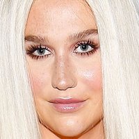 Kesha Desnuda