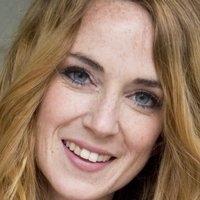 Kim Lewis Desnuda