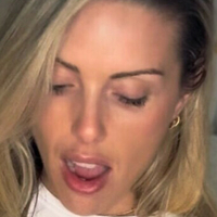 K_ourtney Desnuda